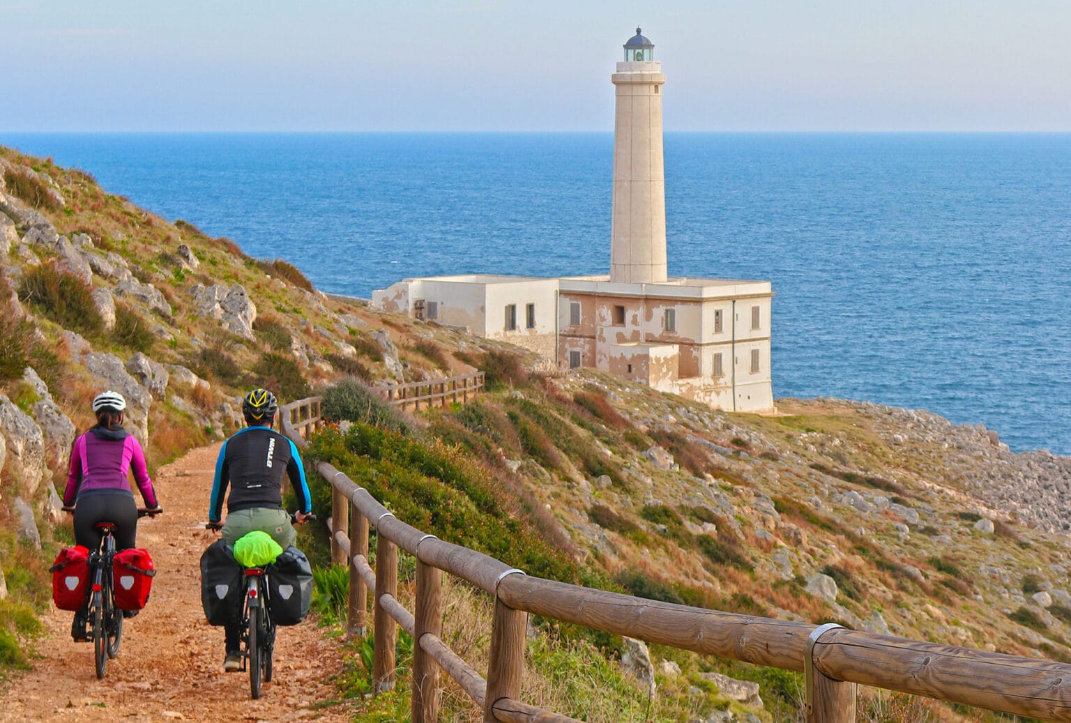 Östlicher geht’s nicht auf dem Landweg in Italien: der Faro di Punta Palascia bei Otranto. (c) Pietro Crivelli