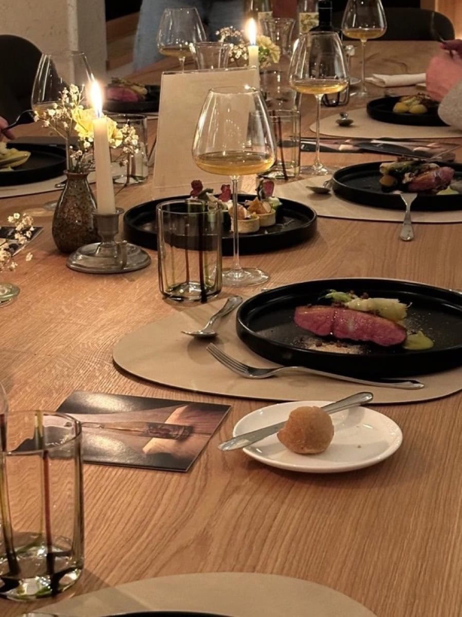 Community-Table im Naturhotel Lüsnerhof